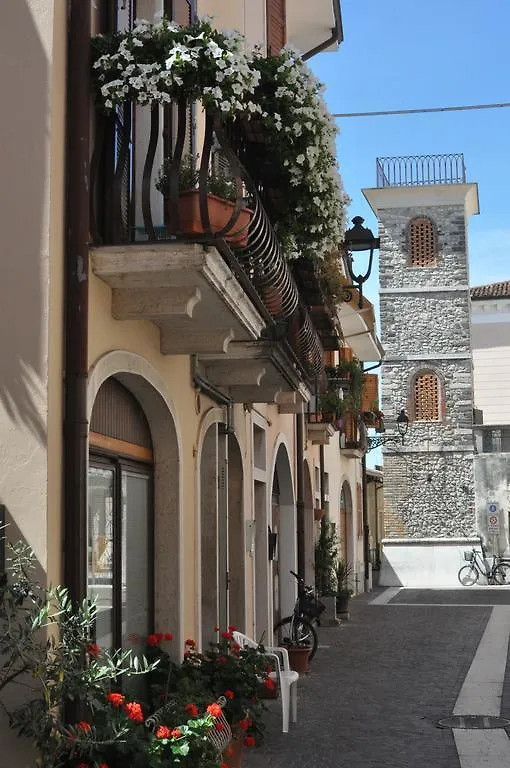 Konukevi Bardoliners Otel Bardolino